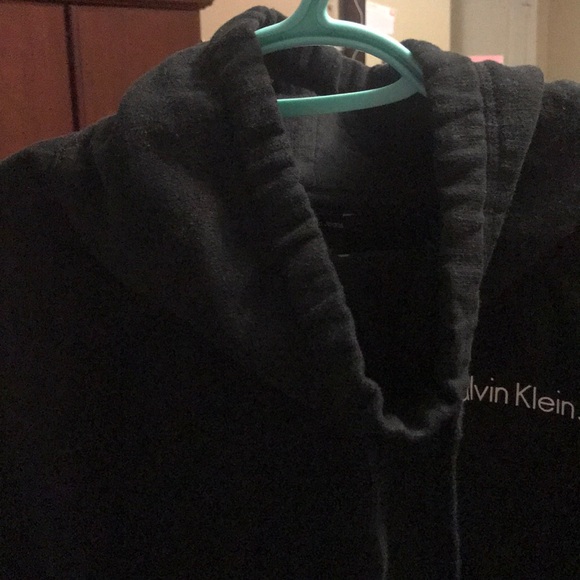 calvin klein sweater - Picture 3 of 3